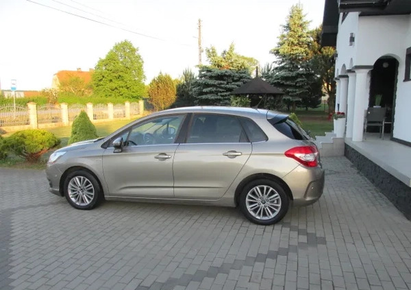 Citroen C4 cena 28900 przebieg: 77000, rok produkcji 2011 z Reda małe 326